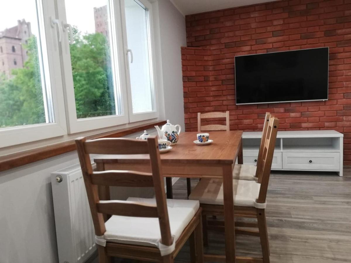 マルボルクApartament U Krzyzakaアパートメント エクステリア 写真